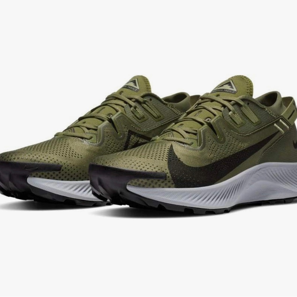 Nike Pegasus Trail 2 Running Medium Olive / Black CK4305-201 Men's Size 9.5